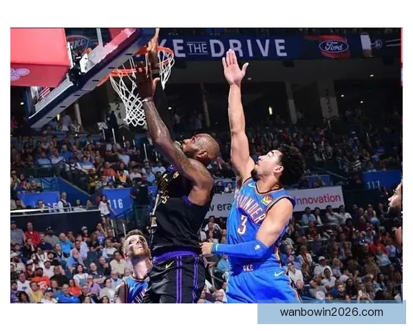 湖人遭遇惨败创队史纪录三战雷霆总输八十一分震惊全美